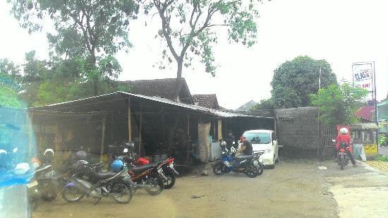 Penyetan Mas Kobis